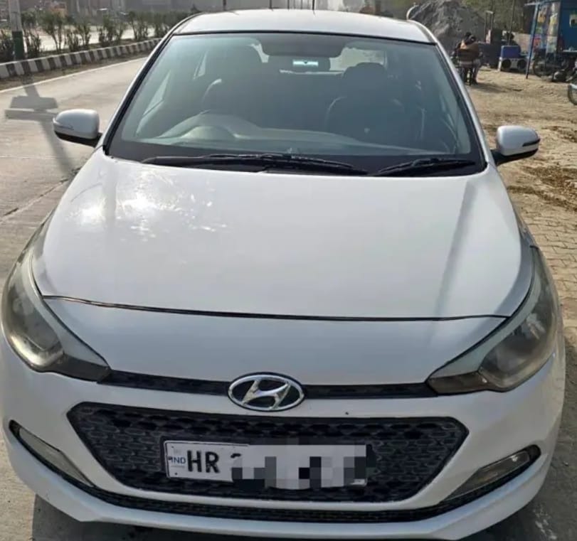 Hyundai I20(2015-2017) Sportz 1.4 Crdi